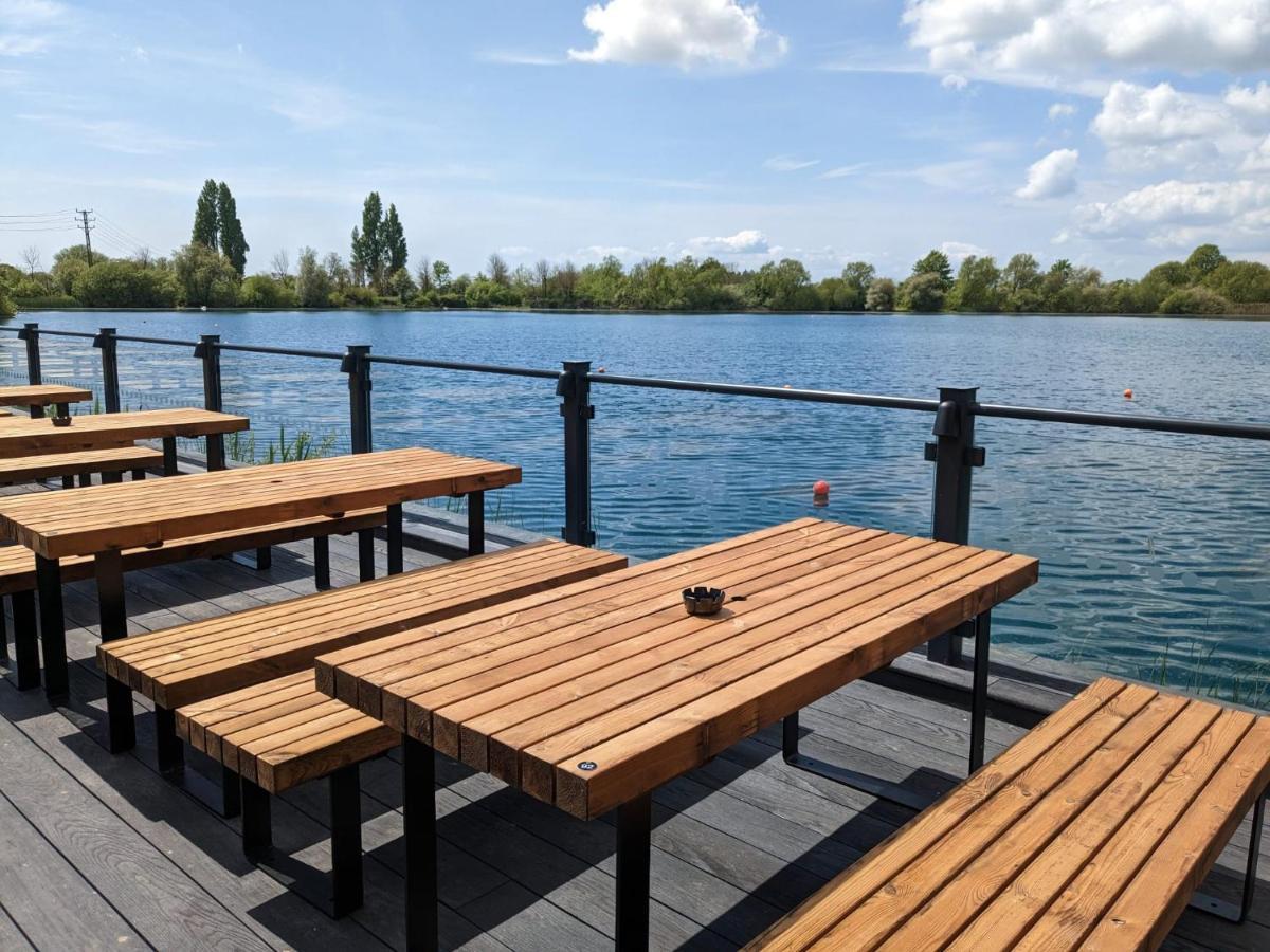 Chichester Lakeside Self-Catering Holiday Home المظهر الخارجي الصورة